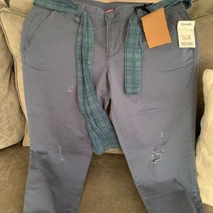 Almost Famous cotton pants